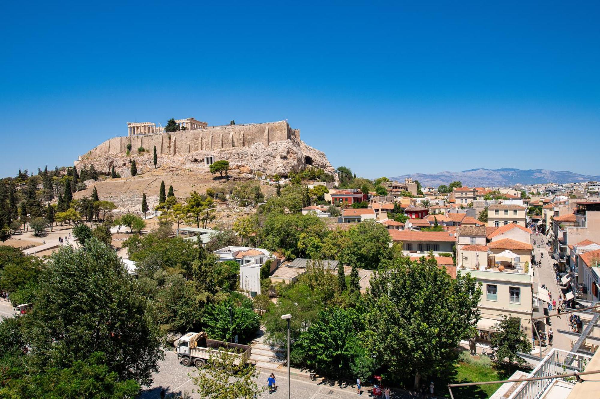 A Stylish Modern On Makrygianni Str Next To Areopagitou And The Acropolis Museum Apartment