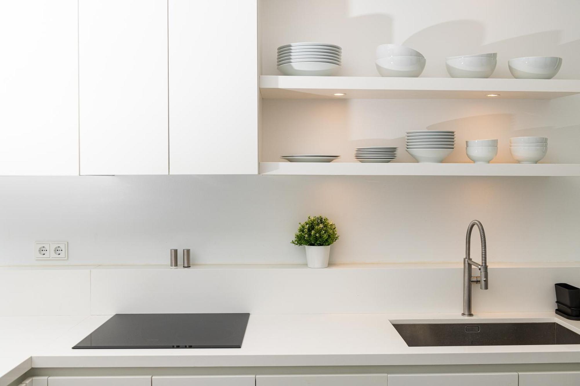 A Stylish Modern On Makrygianni Str Next To Areopagitou And The Acropolis Museum Athen