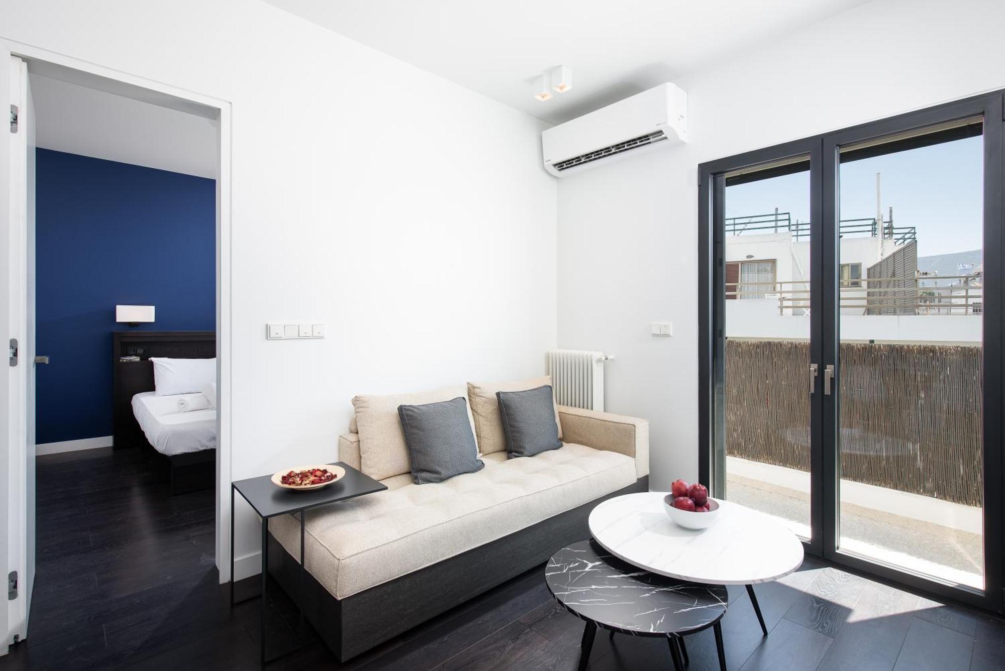 A Stylish Modern On Makrygianni Str Next To Areopagitou And The Acropolis Museum * Athen